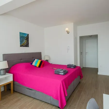 Holiday home Exclusive Jenny Private Pool Parking *
